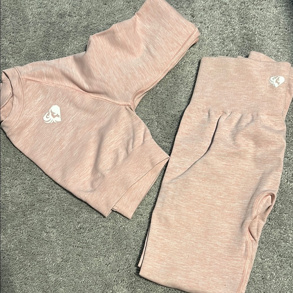 Women’s Athletic Wear